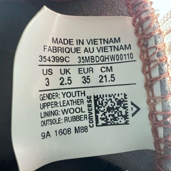 Converse Chuck Taylor All Star Wool Lined Leather Embroidered Shoes Youth Size 3 - Picture 11 of 11